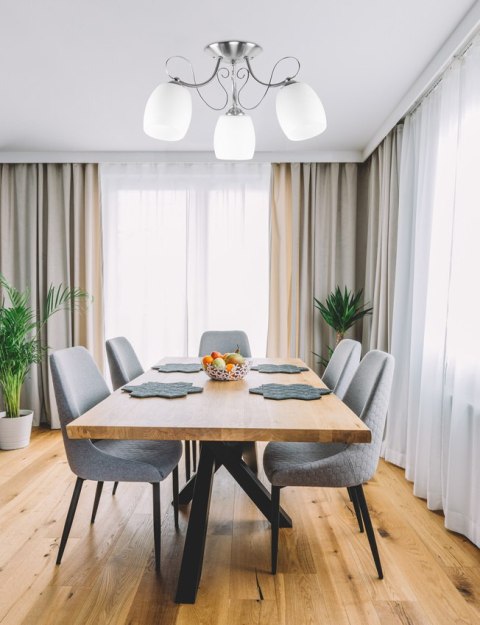 Lampa sufitowa białe szklane klosze Amba 33-78025