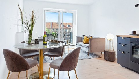 Krzesło Geneve szare VIC/ złote ( Rozmiar: uniwersalny )